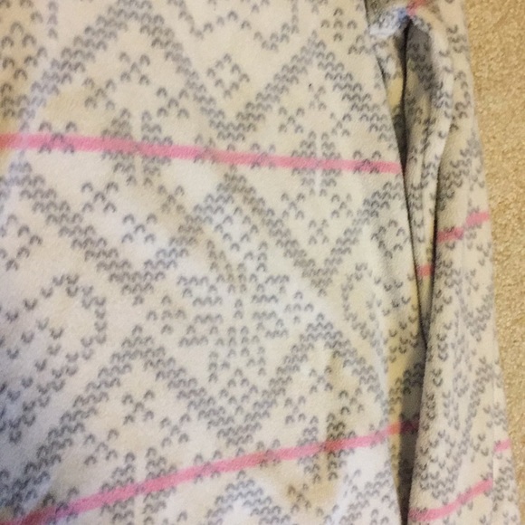 Fuzzy zip up sweatshirt - Picture 3 of 3